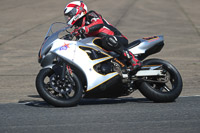 anglesey-photographs;bedford-no-limits-trackday;bedford-trackday-photographs;enduro-digital-images;event-digital-images;eventdigitalimages;no-limits-trackdays;peter-wileman-photography;racing-digital-images;trac-mon;trackday-digital-images;trackday-photos;ty-croes