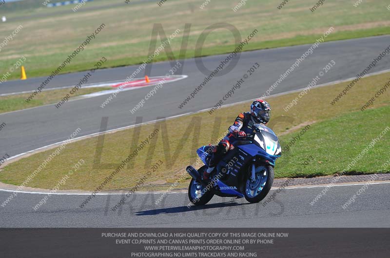 anglesey photographs;bedford no limits trackday;bedford trackday photographs;enduro digital images;event digital images;eventdigitalimages;no limits trackdays;peter wileman photography;racing digital images;trac mon;trackday digital images;trackday photos;ty croes