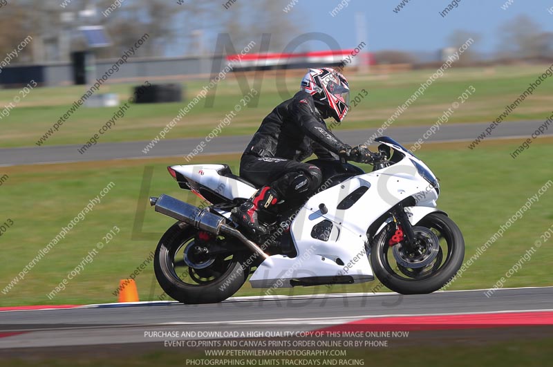anglesey photographs;bedford no limits trackday;bedford trackday photographs;enduro digital images;event digital images;eventdigitalimages;no limits trackdays;peter wileman photography;racing digital images;trac mon;trackday digital images;trackday photos;ty croes