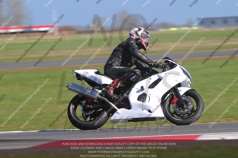 anglesey photographs;bedford no limits trackday;bedford trackday photographs;enduro digital images;event digital images;eventdigitalimages;no limits trackdays;peter wileman photography;racing digital images;trac mon;trackday digital images;trackday photos;ty croes