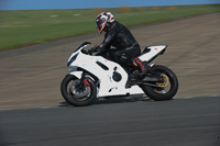 anglesey-photographs;bedford-no-limits-trackday;bedford-trackday-photographs;enduro-digital-images;event-digital-images;eventdigitalimages;no-limits-trackdays;peter-wileman-photography;racing-digital-images;trac-mon;trackday-digital-images;trackday-photos;ty-croes