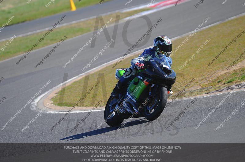 anglesey photographs;bedford no limits trackday;bedford trackday photographs;enduro digital images;event digital images;eventdigitalimages;no limits trackdays;peter wileman photography;racing digital images;trac mon;trackday digital images;trackday photos;ty croes