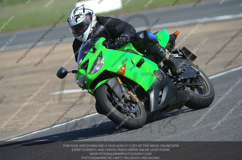 anglesey photographs;bedford no limits trackday;bedford trackday photographs;enduro digital images;event digital images;eventdigitalimages;no limits trackdays;peter wileman photography;racing digital images;trac mon;trackday digital images;trackday photos;ty croes