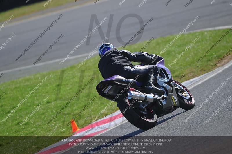 anglesey photographs;bedford no limits trackday;bedford trackday photographs;enduro digital images;event digital images;eventdigitalimages;no limits trackdays;peter wileman photography;racing digital images;trac mon;trackday digital images;trackday photos;ty croes