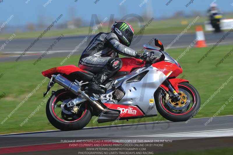 anglesey photographs;bedford no limits trackday;bedford trackday photographs;enduro digital images;event digital images;eventdigitalimages;no limits trackdays;peter wileman photography;racing digital images;trac mon;trackday digital images;trackday photos;ty croes