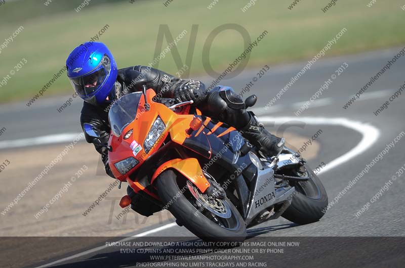 anglesey photographs;bedford no limits trackday;bedford trackday photographs;enduro digital images;event digital images;eventdigitalimages;no limits trackdays;peter wileman photography;racing digital images;trac mon;trackday digital images;trackday photos;ty croes