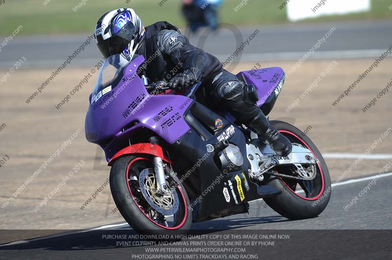 anglesey photographs;bedford no limits trackday;bedford trackday photographs;enduro digital images;event digital images;eventdigitalimages;no limits trackdays;peter wileman photography;racing digital images;trac mon;trackday digital images;trackday photos;ty croes