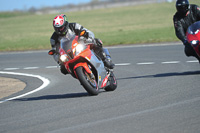 anglesey-photographs;bedford-no-limits-trackday;bedford-trackday-photographs;enduro-digital-images;event-digital-images;eventdigitalimages;no-limits-trackdays;peter-wileman-photography;racing-digital-images;trac-mon;trackday-digital-images;trackday-photos;ty-croes