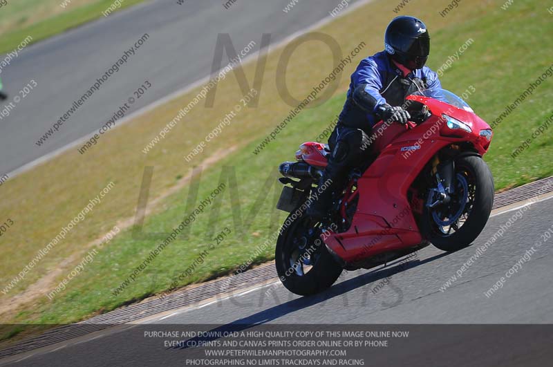 anglesey photographs;bedford no limits trackday;bedford trackday photographs;enduro digital images;event digital images;eventdigitalimages;no limits trackdays;peter wileman photography;racing digital images;trac mon;trackday digital images;trackday photos;ty croes
