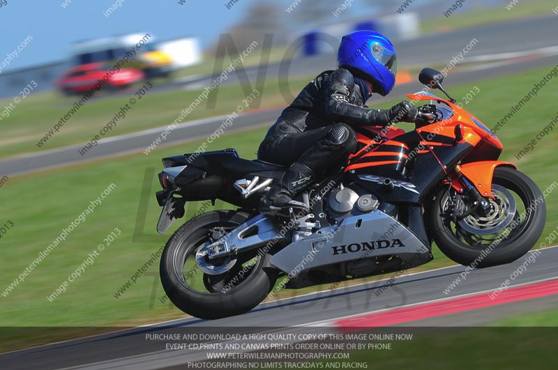 anglesey photographs;bedford no limits trackday;bedford trackday photographs;enduro digital images;event digital images;eventdigitalimages;no limits trackdays;peter wileman photography;racing digital images;trac mon;trackday digital images;trackday photos;ty croes
