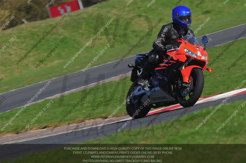 anglesey photographs;bedford no limits trackday;bedford trackday photographs;enduro digital images;event digital images;eventdigitalimages;no limits trackdays;peter wileman photography;racing digital images;trac mon;trackday digital images;trackday photos;ty croes