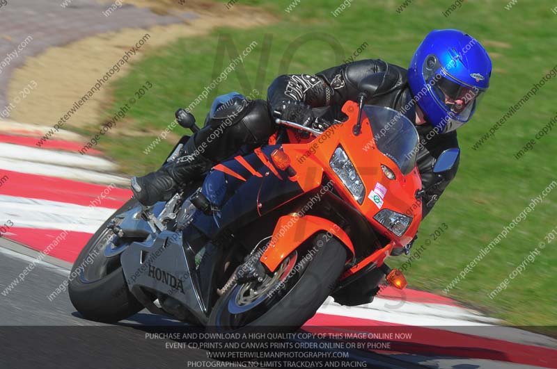 anglesey photographs;bedford no limits trackday;bedford trackday photographs;enduro digital images;event digital images;eventdigitalimages;no limits trackdays;peter wileman photography;racing digital images;trac mon;trackday digital images;trackday photos;ty croes