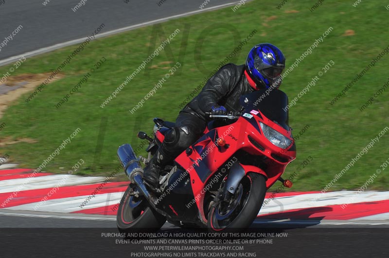 anglesey photographs;bedford no limits trackday;bedford trackday photographs;enduro digital images;event digital images;eventdigitalimages;no limits trackdays;peter wileman photography;racing digital images;trac mon;trackday digital images;trackday photos;ty croes