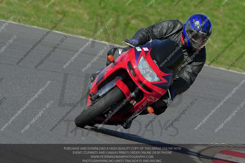 anglesey photographs;bedford no limits trackday;bedford trackday photographs;enduro digital images;event digital images;eventdigitalimages;no limits trackdays;peter wileman photography;racing digital images;trac mon;trackday digital images;trackday photos;ty croes