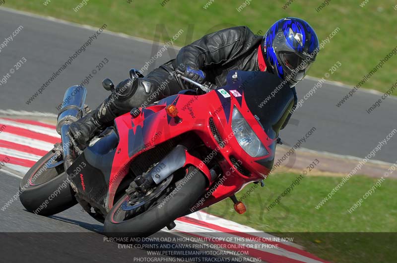 anglesey photographs;bedford no limits trackday;bedford trackday photographs;enduro digital images;event digital images;eventdigitalimages;no limits trackdays;peter wileman photography;racing digital images;trac mon;trackday digital images;trackday photos;ty croes