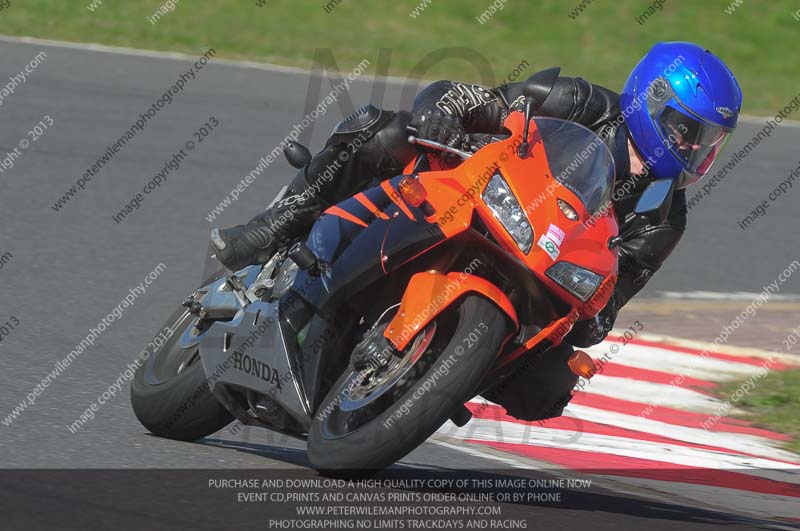anglesey photographs;bedford no limits trackday;bedford trackday photographs;enduro digital images;event digital images;eventdigitalimages;no limits trackdays;peter wileman photography;racing digital images;trac mon;trackday digital images;trackday photos;ty croes