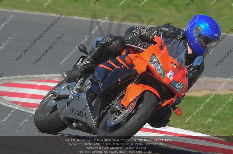 anglesey photographs;bedford no limits trackday;bedford trackday photographs;enduro digital images;event digital images;eventdigitalimages;no limits trackdays;peter wileman photography;racing digital images;trac mon;trackday digital images;trackday photos;ty croes