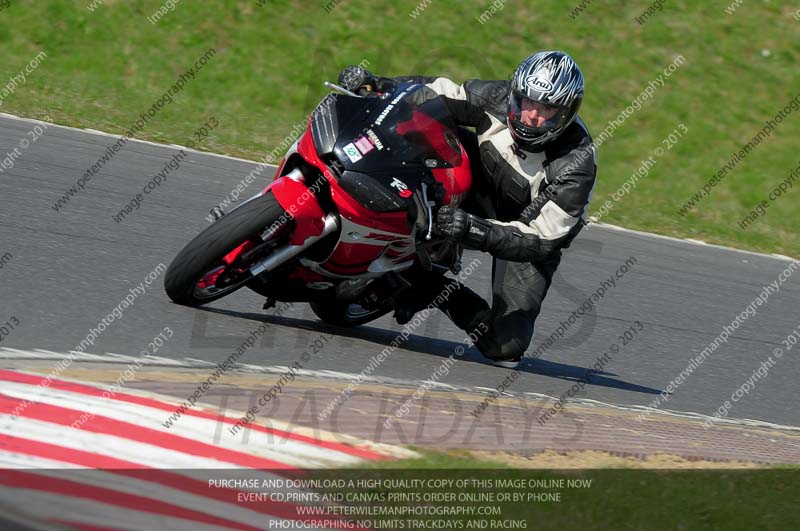anglesey photographs;bedford no limits trackday;bedford trackday photographs;enduro digital images;event digital images;eventdigitalimages;no limits trackdays;peter wileman photography;racing digital images;trac mon;trackday digital images;trackday photos;ty croes