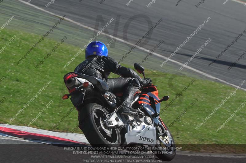 anglesey photographs;bedford no limits trackday;bedford trackday photographs;enduro digital images;event digital images;eventdigitalimages;no limits trackdays;peter wileman photography;racing digital images;trac mon;trackday digital images;trackday photos;ty croes