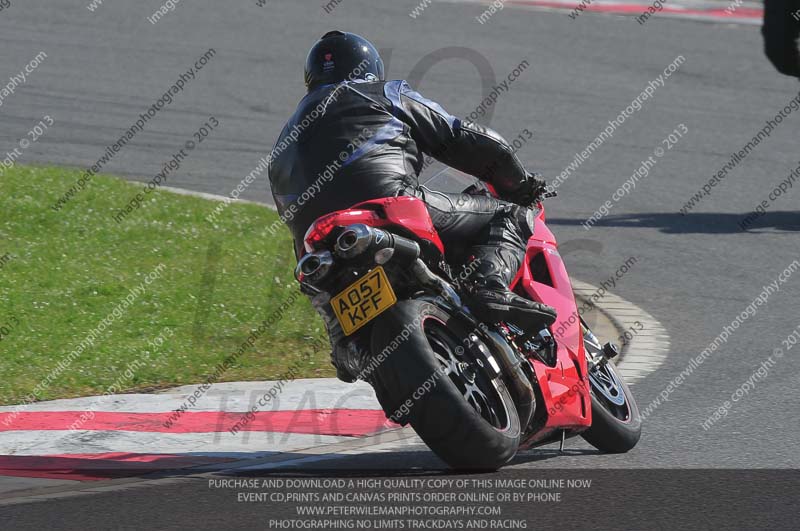 anglesey photographs;bedford no limits trackday;bedford trackday photographs;enduro digital images;event digital images;eventdigitalimages;no limits trackdays;peter wileman photography;racing digital images;trac mon;trackday digital images;trackday photos;ty croes