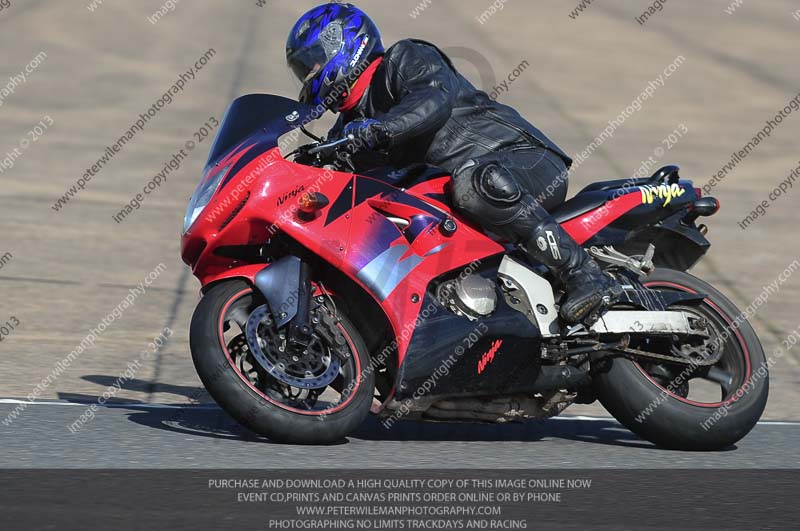 anglesey photographs;bedford no limits trackday;bedford trackday photographs;enduro digital images;event digital images;eventdigitalimages;no limits trackdays;peter wileman photography;racing digital images;trac mon;trackday digital images;trackday photos;ty croes