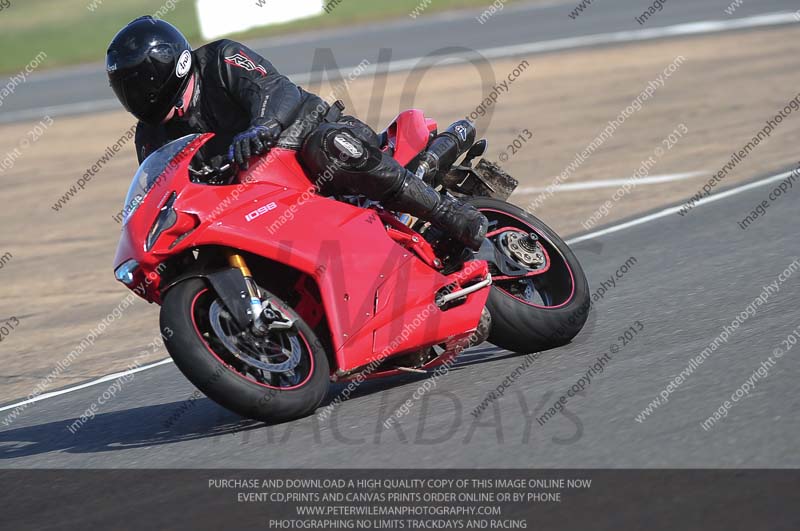 anglesey photographs;bedford no limits trackday;bedford trackday photographs;enduro digital images;event digital images;eventdigitalimages;no limits trackdays;peter wileman photography;racing digital images;trac mon;trackday digital images;trackday photos;ty croes