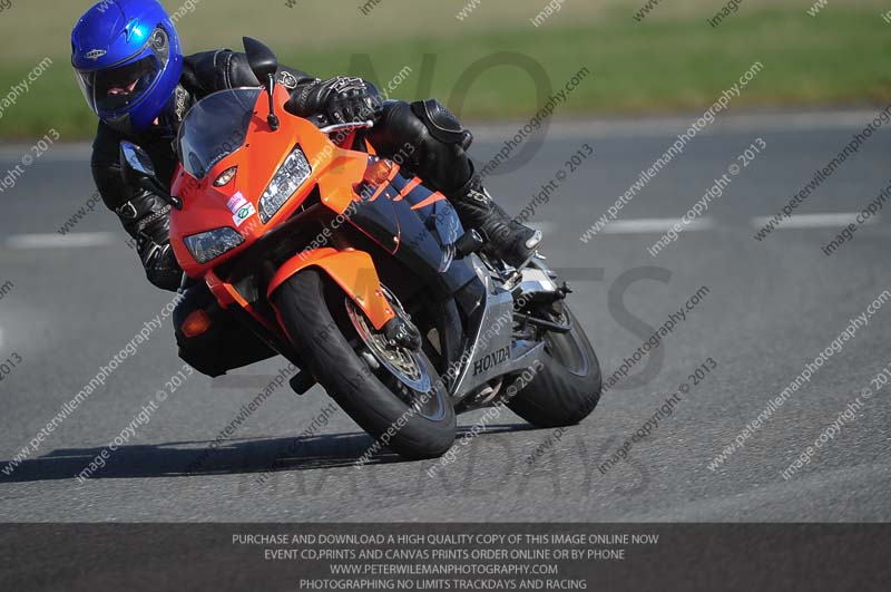 anglesey photographs;bedford no limits trackday;bedford trackday photographs;enduro digital images;event digital images;eventdigitalimages;no limits trackdays;peter wileman photography;racing digital images;trac mon;trackday digital images;trackday photos;ty croes
