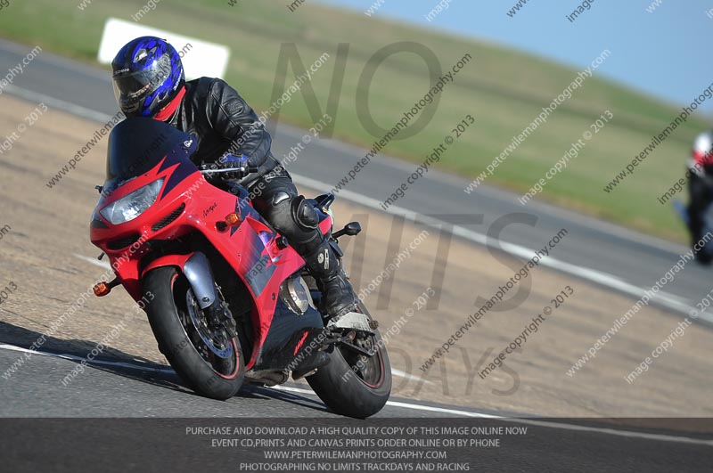 anglesey photographs;bedford no limits trackday;bedford trackday photographs;enduro digital images;event digital images;eventdigitalimages;no limits trackdays;peter wileman photography;racing digital images;trac mon;trackday digital images;trackday photos;ty croes