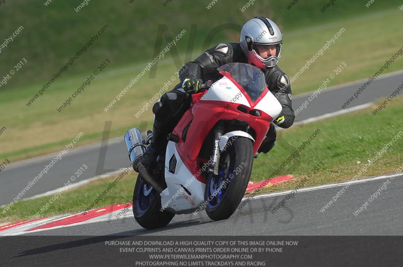 anglesey photographs;bedford no limits trackday;bedford trackday photographs;enduro digital images;event digital images;eventdigitalimages;no limits trackdays;peter wileman photography;racing digital images;trac mon;trackday digital images;trackday photos;ty croes