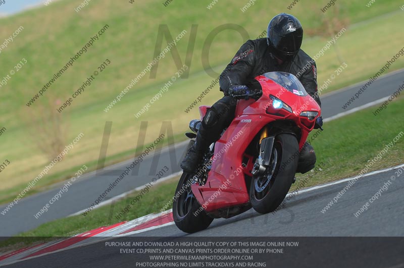 anglesey photographs;bedford no limits trackday;bedford trackday photographs;enduro digital images;event digital images;eventdigitalimages;no limits trackdays;peter wileman photography;racing digital images;trac mon;trackday digital images;trackday photos;ty croes