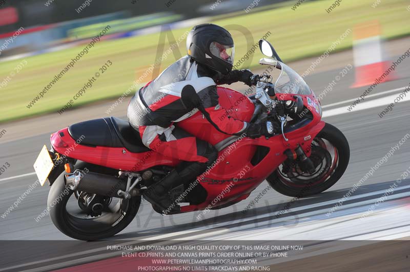 anglesey photographs;bedford no limits trackday;bedford trackday photographs;enduro digital images;event digital images;eventdigitalimages;no limits trackdays;peter wileman photography;racing digital images;trac mon;trackday digital images;trackday photos;ty croes