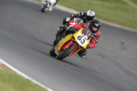 brands-hatch-photographs;brands-no-limits-trackday;cadwell-trackday-photographs;enduro-digital-images;event-digital-images;eventdigitalimages;no-limits-trackdays;peter-wileman-photography;racing-digital-images;trackday-digital-images;trackday-photos