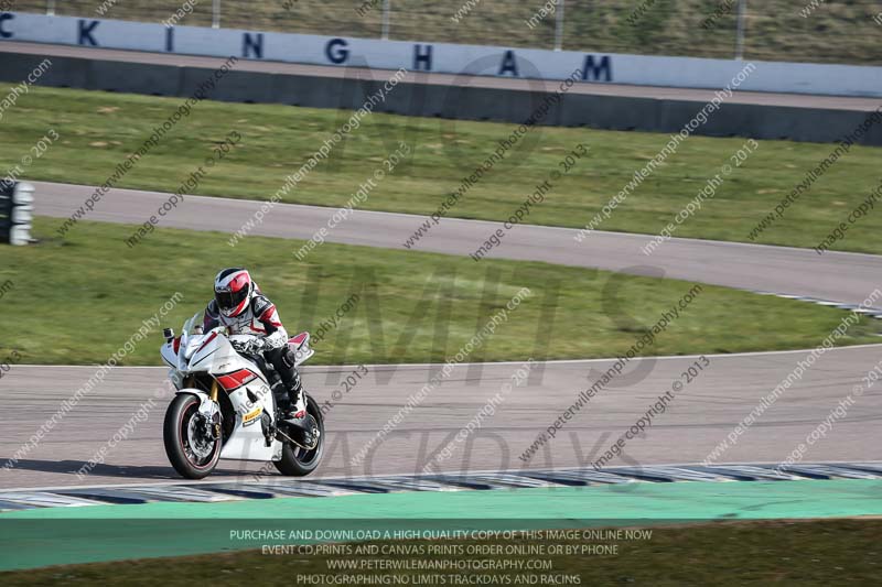 Rockingham no limits trackday;enduro digital images;event digital images;eventdigitalimages;no limits trackdays;peter wileman photography;racing digital images;rockingham raceway northamptonshire;rockingham trackday photographs;trackday digital images;trackday photos
