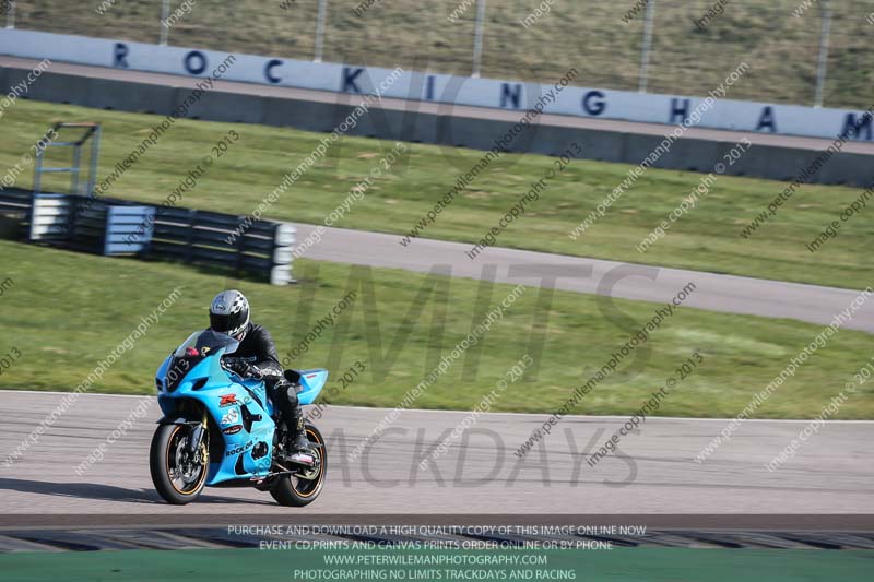 Rockingham no limits trackday;enduro digital images;event digital images;eventdigitalimages;no limits trackdays;peter wileman photography;racing digital images;rockingham raceway northamptonshire;rockingham trackday photographs;trackday digital images;trackday photos