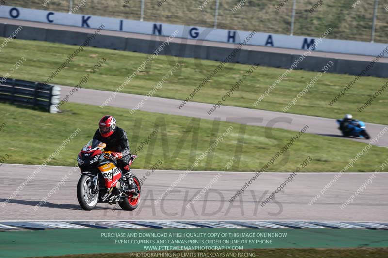 Rockingham no limits trackday;enduro digital images;event digital images;eventdigitalimages;no limits trackdays;peter wileman photography;racing digital images;rockingham raceway northamptonshire;rockingham trackday photographs;trackday digital images;trackday photos