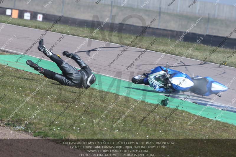 Rockingham no limits trackday;enduro digital images;event digital images;eventdigitalimages;no limits trackdays;peter wileman photography;racing digital images;rockingham raceway northamptonshire;rockingham trackday photographs;trackday digital images;trackday photos