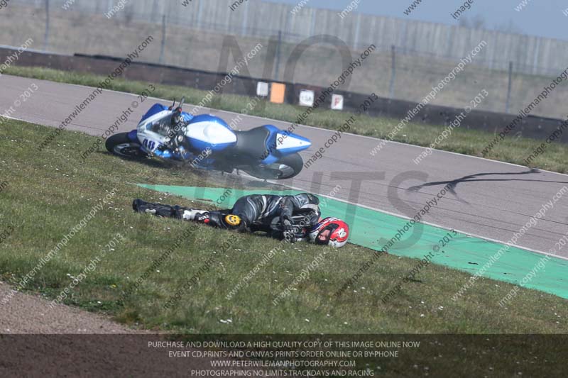 Rockingham no limits trackday;enduro digital images;event digital images;eventdigitalimages;no limits trackdays;peter wileman photography;racing digital images;rockingham raceway northamptonshire;rockingham trackday photographs;trackday digital images;trackday photos