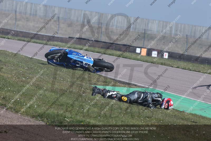 Rockingham no limits trackday;enduro digital images;event digital images;eventdigitalimages;no limits trackdays;peter wileman photography;racing digital images;rockingham raceway northamptonshire;rockingham trackday photographs;trackday digital images;trackday photos