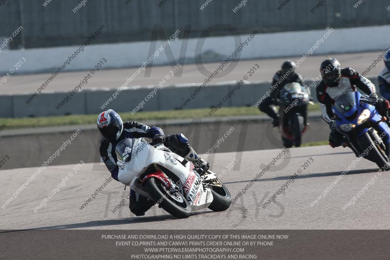 Rockingham no limits trackday;enduro digital images;event digital images;eventdigitalimages;no limits trackdays;peter wileman photography;racing digital images;rockingham raceway northamptonshire;rockingham trackday photographs;trackday digital images;trackday photos