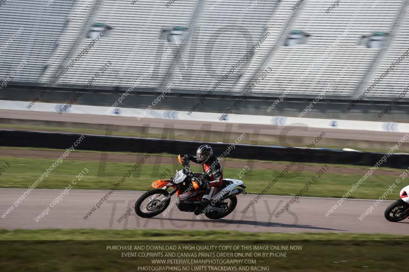 Rockingham no limits trackday;enduro digital images;event digital images;eventdigitalimages;no limits trackdays;peter wileman photography;racing digital images;rockingham raceway northamptonshire;rockingham trackday photographs;trackday digital images;trackday photos