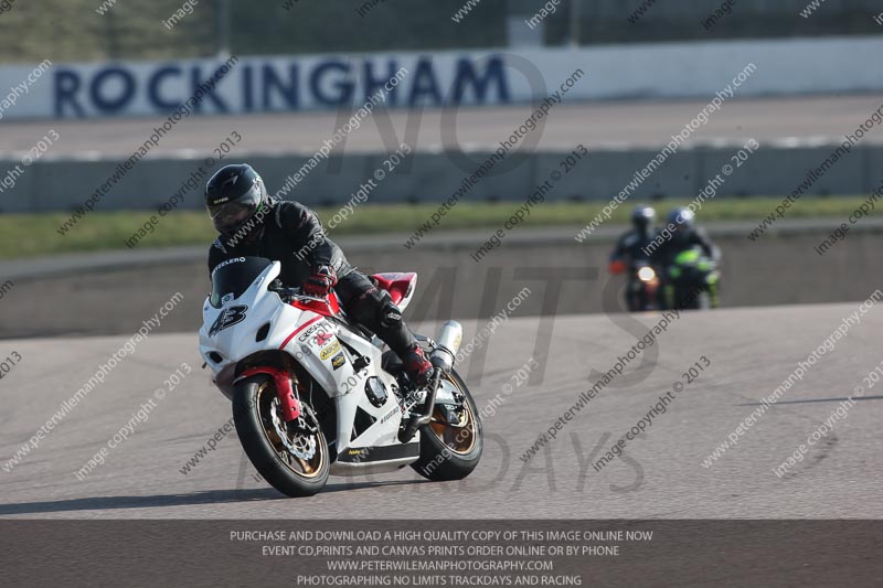 Rockingham no limits trackday;enduro digital images;event digital images;eventdigitalimages;no limits trackdays;peter wileman photography;racing digital images;rockingham raceway northamptonshire;rockingham trackday photographs;trackday digital images;trackday photos