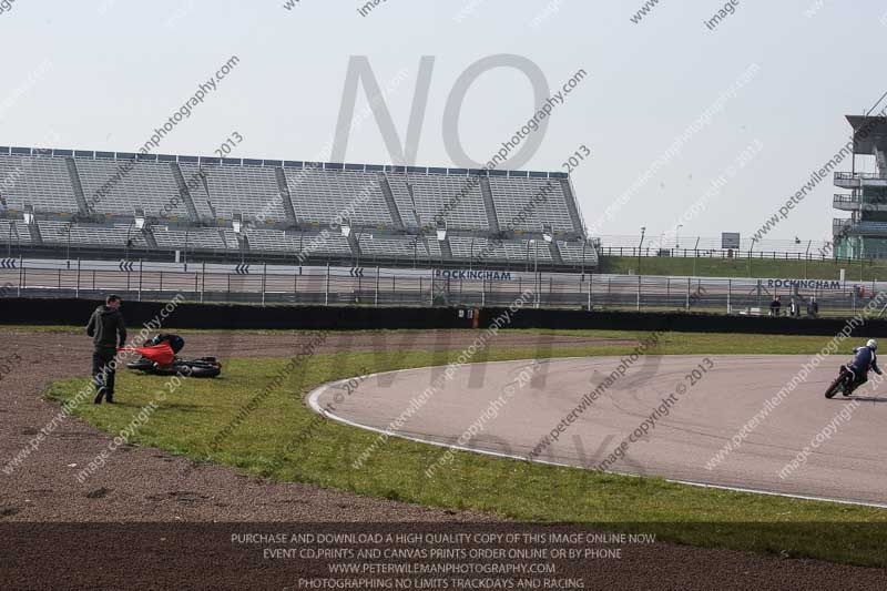 Rockingham no limits trackday;enduro digital images;event digital images;eventdigitalimages;no limits trackdays;peter wileman photography;racing digital images;rockingham raceway northamptonshire;rockingham trackday photographs;trackday digital images;trackday photos