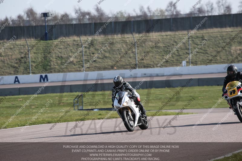 Rockingham no limits trackday;enduro digital images;event digital images;eventdigitalimages;no limits trackdays;peter wileman photography;racing digital images;rockingham raceway northamptonshire;rockingham trackday photographs;trackday digital images;trackday photos