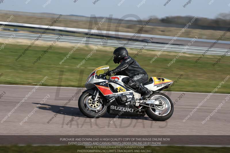 Rockingham no limits trackday;enduro digital images;event digital images;eventdigitalimages;no limits trackdays;peter wileman photography;racing digital images;rockingham raceway northamptonshire;rockingham trackday photographs;trackday digital images;trackday photos