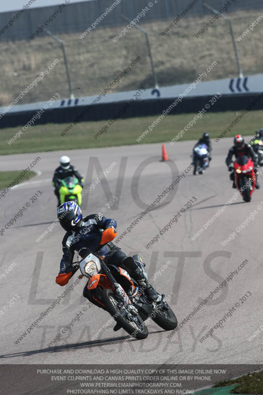 Rockingham no limits trackday;enduro digital images;event digital images;eventdigitalimages;no limits trackdays;peter wileman photography;racing digital images;rockingham raceway northamptonshire;rockingham trackday photographs;trackday digital images;trackday photos