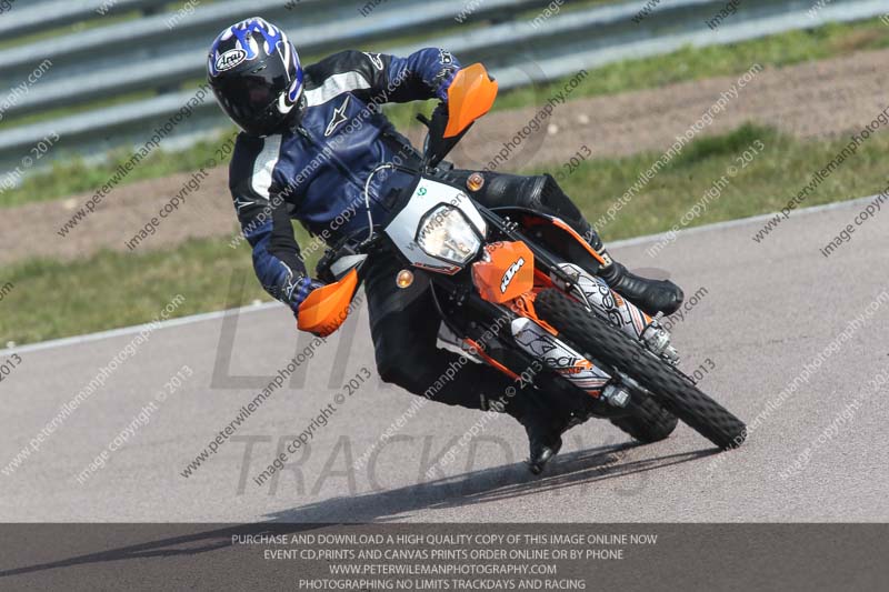 Rockingham no limits trackday;enduro digital images;event digital images;eventdigitalimages;no limits trackdays;peter wileman photography;racing digital images;rockingham raceway northamptonshire;rockingham trackday photographs;trackday digital images;trackday photos