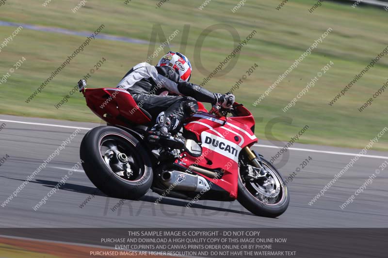 may 2014;motorbikes;no limits;peter wileman photography;portugal;trackday digital images;valencia