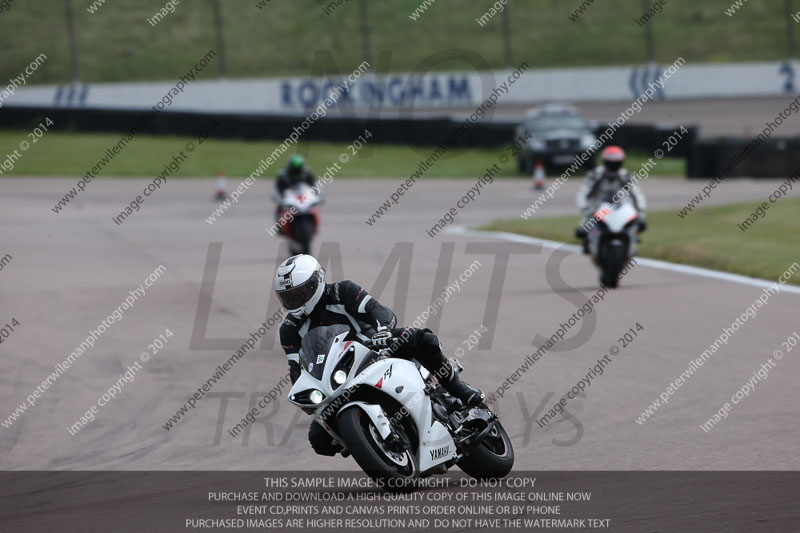 Rockingham no limits trackday;enduro digital images;event digital images;eventdigitalimages;no limits trackdays;peter wileman photography;racing digital images;rockingham raceway northamptonshire;rockingham trackday photographs;trackday digital images;trackday photos