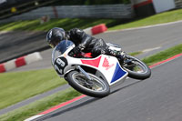brands-hatch-photographs;brands-no-limits-trackday;cadwell-trackday-photographs;enduro-digital-images;event-digital-images;eventdigitalimages;no-limits-trackdays;peter-wileman-photography;racing-digital-images;trackday-digital-images;trackday-photos