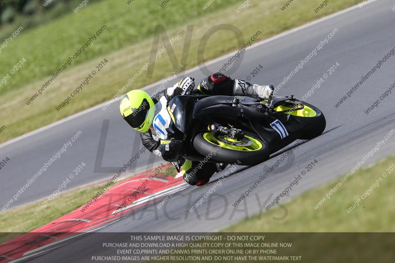 enduro digital images;event digital images;eventdigitalimages;no limits trackdays;peter wileman photography;racing digital images;snetterton;snetterton no limits trackday;snetterton photographs;snetterton trackday photographs;trackday digital images;trackday photos
